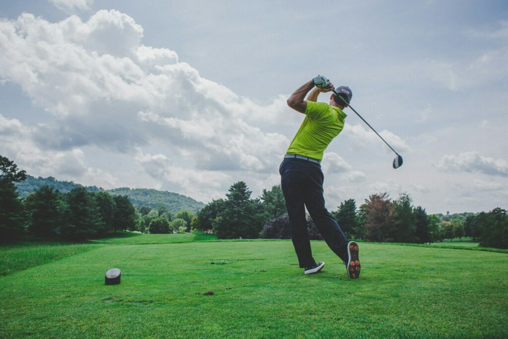 How Many Calories Do You Burn Playing Golf? Health Prepper